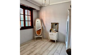 Se vende casa. 5 Amb. Col. P. Ramos.PERMUTA. A. CREDITO