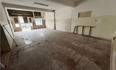 Ph 3 ambiente 1er piso mas local en planta baja