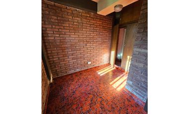 VENTA Chalet 6 Amb. Garage, parque y quincho