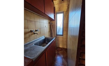 VENTA Chalet 6 Amb. Garage, parque y quincho