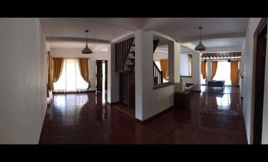 Dijual villa  3 lantai di bali bukit Jimbaran Balangan kuta selatan