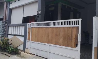 JUAL RUMAH MURAH DI BEKASI BARAT  AKSES SUPER DEKAT KE CAKUNG DAN STASIUN CAKUNG!