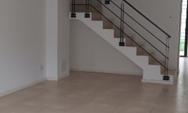 Casa PH en alquiler en Lanus Oeste