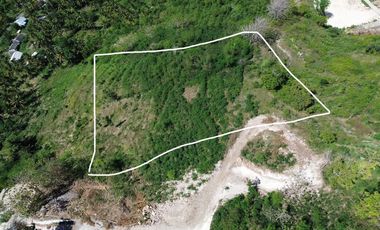 Tanah murah dekat pantai areguling Kuta Mandalika Lombok. Full view.