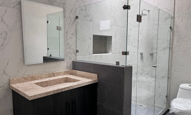 Casa moderna en fraccionamiento junto a Burgos