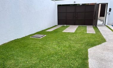 Casa moderna en fraccionamiento junto a Burgos