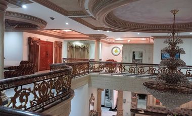 Rumah dijual paling bagus di Solo Baru