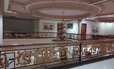 Rumah dijual paling bagus di Solo Baru