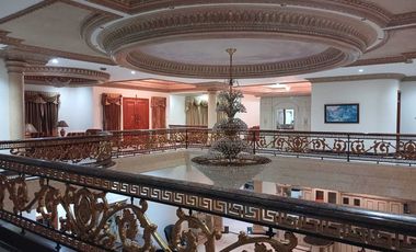 Rumah dijual paling bagus di Solo Baru