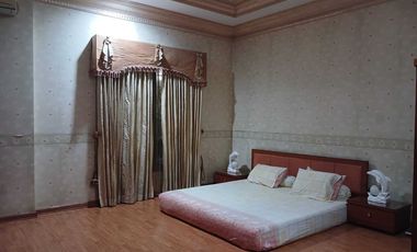 Rumah dijual paling bagus di Solo Baru