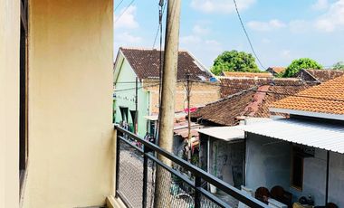 Rumah murah 2 lantai siap huni di paulan Colomadu