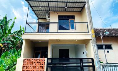 Rumah murah 2 lantai siap huni di paulan Colomadu