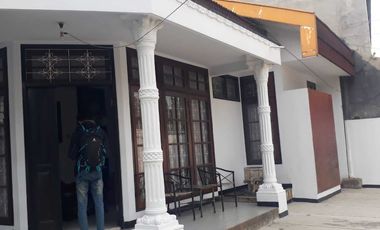 Disewakan Rumah Kostan Cocok Untuk Usaha Lokasi Strategis di Sukaluyu