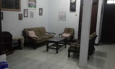 Disewakan Rumah Kostan Cocok Untuk Usaha Lokasi Strategis di Sukaluyu