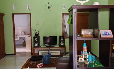 Rumah Nyaman di pusat Kota