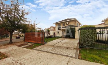 Casa en venta en PEÑALOLÉN