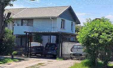 Casa en venta  en MACUL