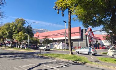 Local comercial en arriendo en LA REINA