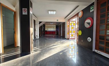 Local comercial en arriendo en LA REINA