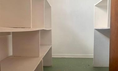 Casa en Venta en ENTRE CALLES AURORA DE CHILE Y PADRE FAUSTINO GAZZIERO