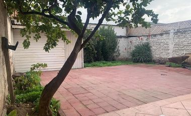 Casa en Venta en ENTRE CALLES AURORA DE CHILE Y PADRE FAUSTINO GAZZIERO