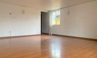 Casa en Venta en ENTRE CALLES AURORA DE CHILE Y PADRE FAUSTINO GAZZIERO