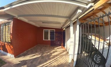 Casa en Arriendo en Villa los Escritores
