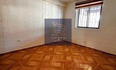 Casa en Arriendo en Villa los Escritores