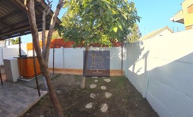 Casa en Arriendo en Villa los Escritores