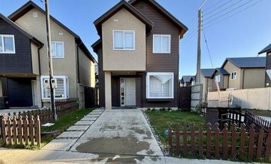 Casa en Arriendo en Valle las Lengas