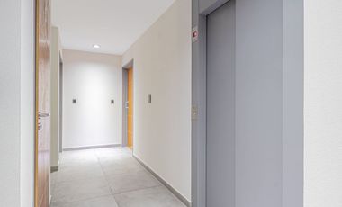 VENTA MONOAMBIENTE A ESTRENAR CASEROS CENTRO