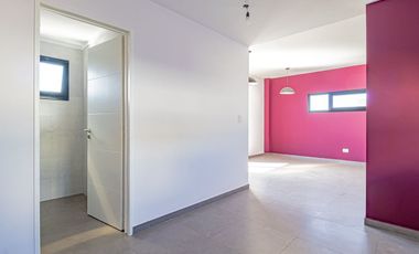 VENTA MONOAMBIENTE A ESTRENAR CASEROS CENTRO