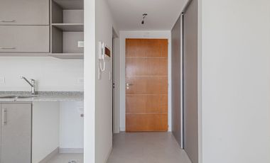 VENTA MONOAMBIENTE A ESTRENAR CASEROS CENTRO