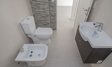 VENTA MONOAMBIENTE A ESTRENAR CASEROS CENTRO
