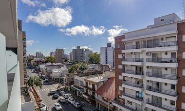 VENTA MONOAMBIENTE A ESTRENAR CASEROS CENTRO