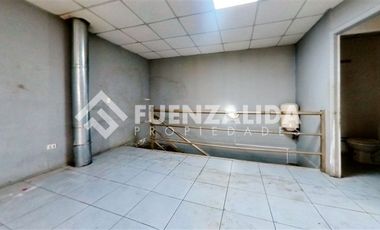 Local Comercial en Arriendo en Carmen 2206