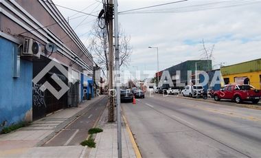 Local Comercial en Arriendo en Carmen 2206