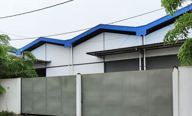 Disewakan Gudang Tangerang  Jalan Lebar Halaman Tertutup Dekat Bandara
