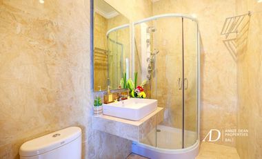 FREEHOLD | MODERN BALINESE-STYLE VILLA IN PETITENGET