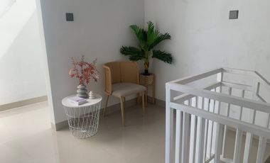 RUMAH MODERN BANDUNG TIMUR UJUNG BERUNG