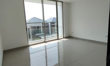 Rumah Tahap 1 PIK 2 Hoek 10x25 4+1KT View Lgsg Danau Paling Bagus