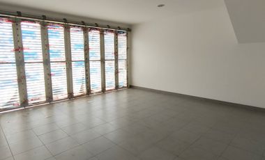 Rumah Tahap 1 PIK 2 Hoek 10x25 4+1KT View Lgsg Danau Paling Bagus