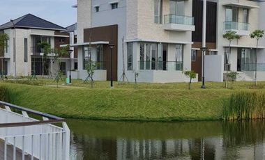 Rumah Tahap 1 PIK 2 Hoek 10x25 4+1KT View Lgsg Danau Paling Bagus