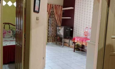 Rumah 2 Lantai Tengah Kota di Tamalate, Makassar