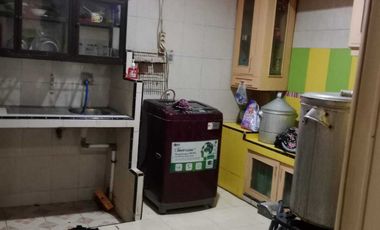 Rumah 2 Lantai Tengah Kota di Tamalate, Makassar