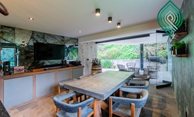 RESIDENCIA EN VENTA EN BOSQUES DE LAS LOMAS ACABADOS AAA