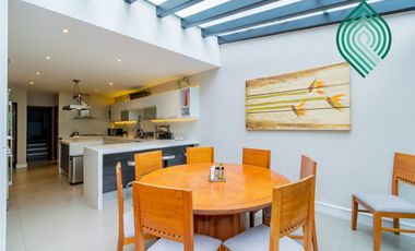 RESIDENCIA EN VENTA EN BOSQUES DE LAS LOMAS ACABADOS AAA