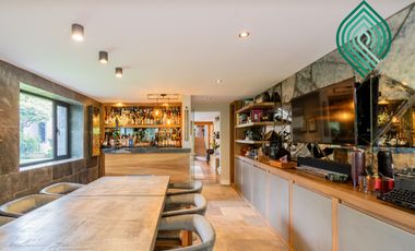 RESIDENCIA EN VENTA EN BOSQUES DE LAS LOMAS ACABADOS AAA