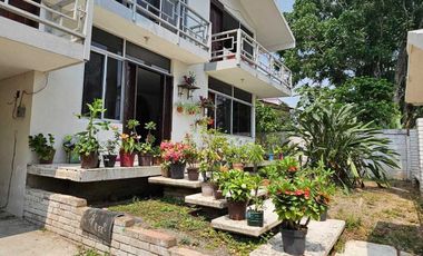 CASA AMPLIA CON EXTENSO JARDIN. FRENTE AL RIO DE TUXPAN VERACRUZ.