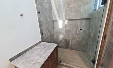 Casa en Venta en Lomas Diamante | 4 recámaras y alberca